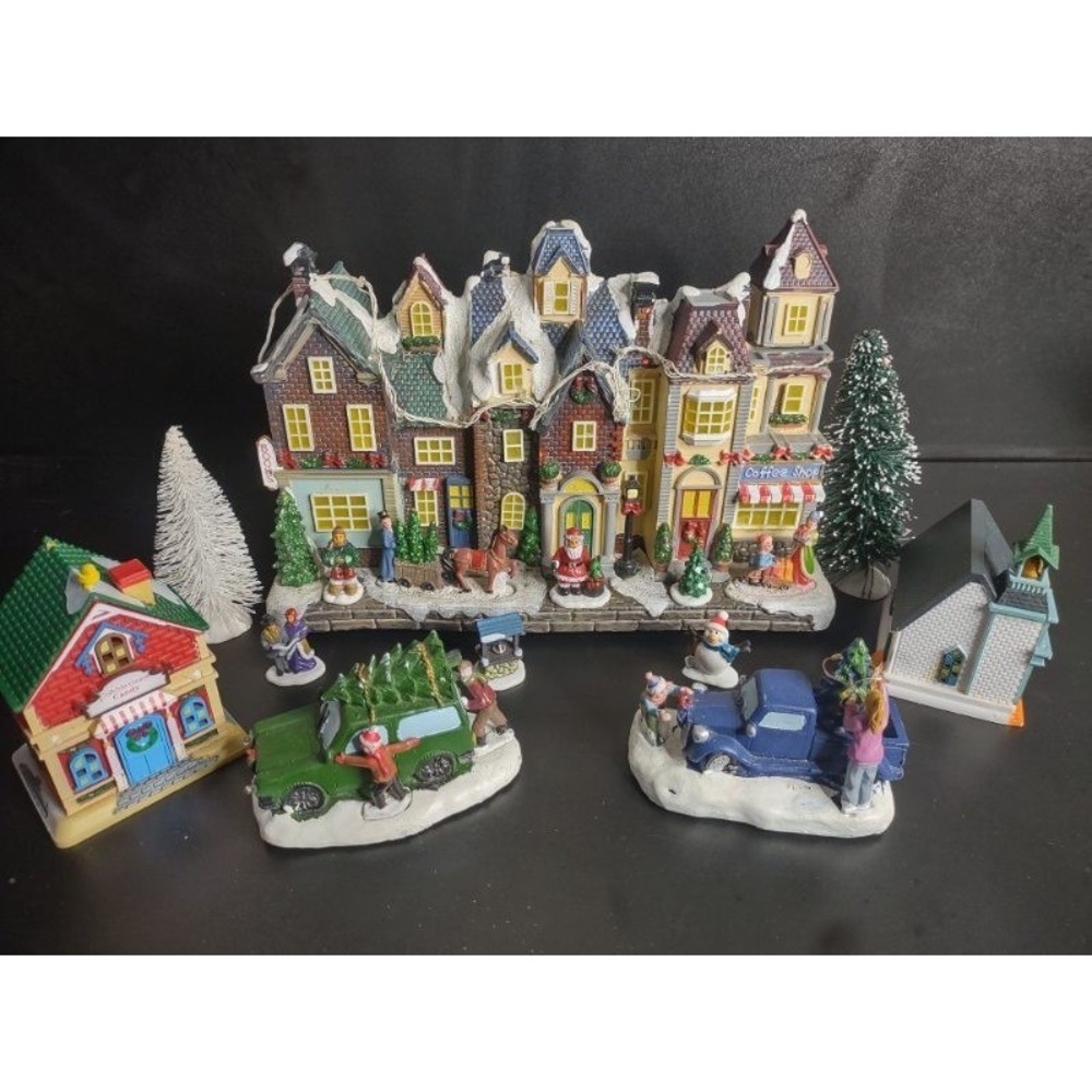 Nature's Mark Christmas Village LED Town Lot w/ Figures Cars Houses Model...